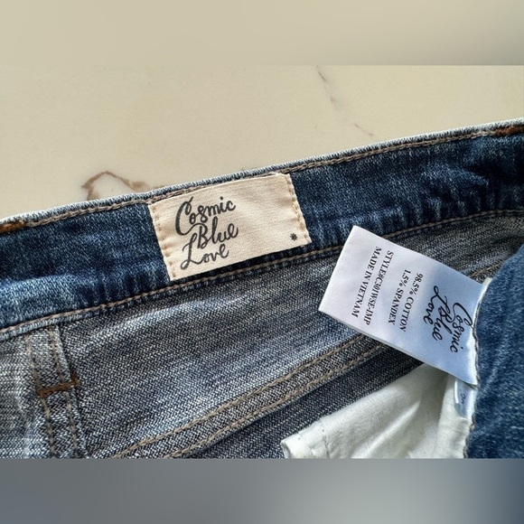 Cosmic Blue Love Jean Shorts - Picture 3 of 8